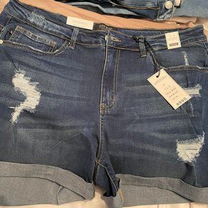 NWT Judy Blue Denim Shorts 2X